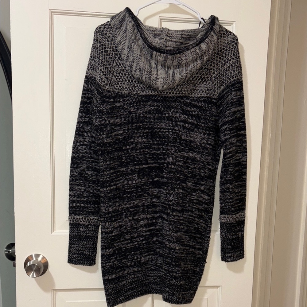 Long Knit Hooded Zip Sweater Cardigan - Black and Gray - Picture 7 of 7